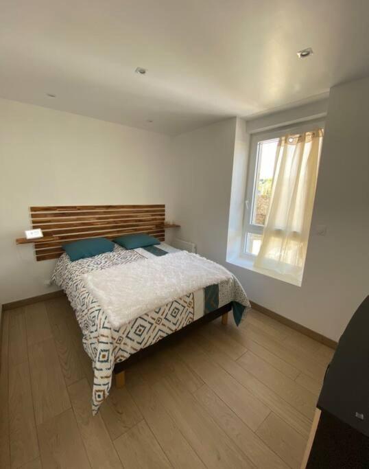 Appartement Avec Terrasse Quimper Exterior foto